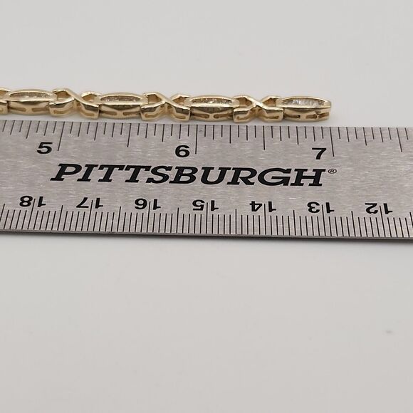 Beautiful 14k Solid Yellow Gold Baguette Diamond Bracelet 7" - Picture 7 of 12